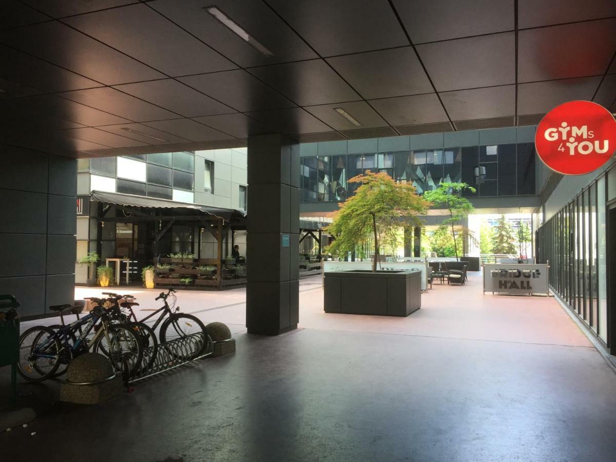 Nova Galerija West App Mary - Parking In Garage Apartment ซาเกร็บ ภายนอก รูปภาพ